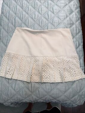 Tory Sport Cream Eyelet Pleated Mini Skirt